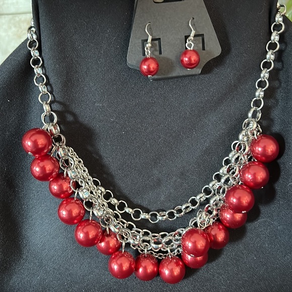 None Jewelry - NWT SET Red bauble large bead and chain statement multilayered NECKLACE EARRINGS
